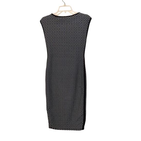 Max Studio Women's Dress Size XS Black White Textured Bodycon Wiggle - Picture 1 of 7